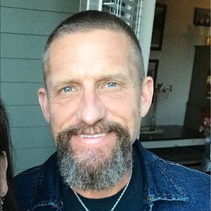 Meet your Posher, Travis